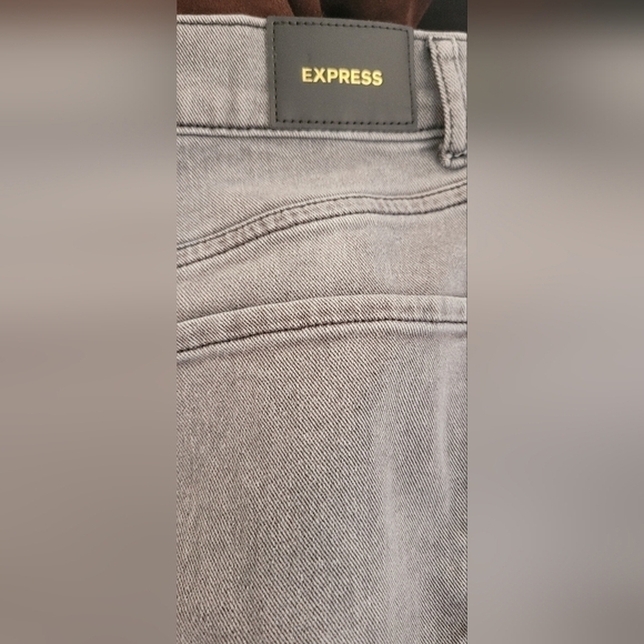 Express NWT $80 Women's Light Gray 90's Boot High Rise Torn Edge Denim Jeans 4R - Picture 7 of 13
